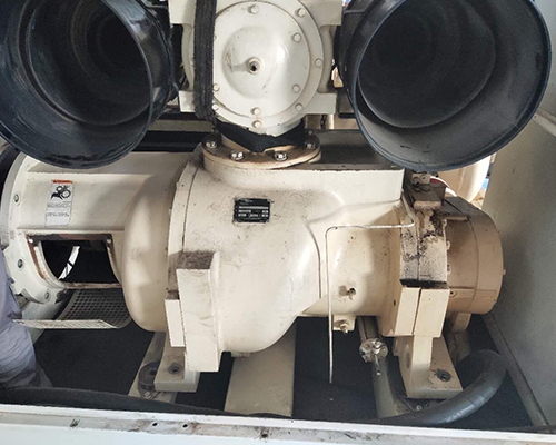 登?？諌簷C(jī)主機(jī)機(jī)頭大修